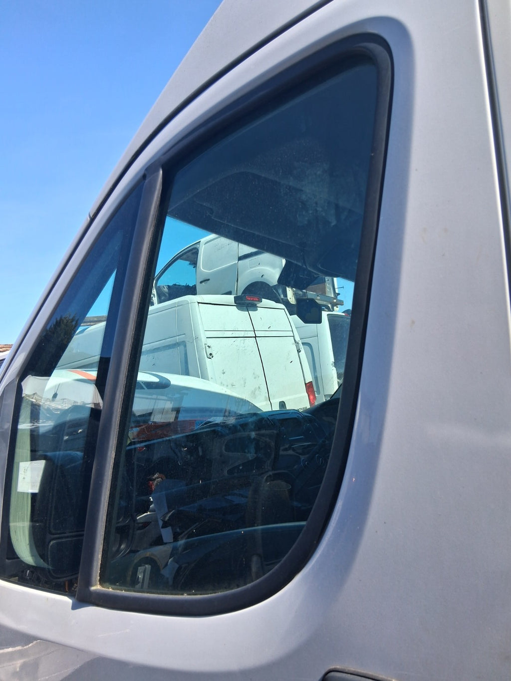 2021 CITROEN RELAY MK3 NSF PASSENGER SIDE FRONT DOOR MAIN GLASS