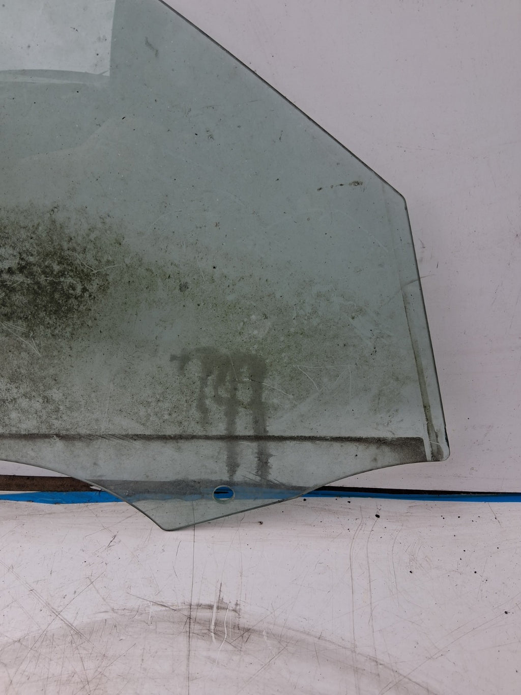 2015 BMW 3 SERIES F30 OSF DRIVER SIDE FRONT DOOR GLASS