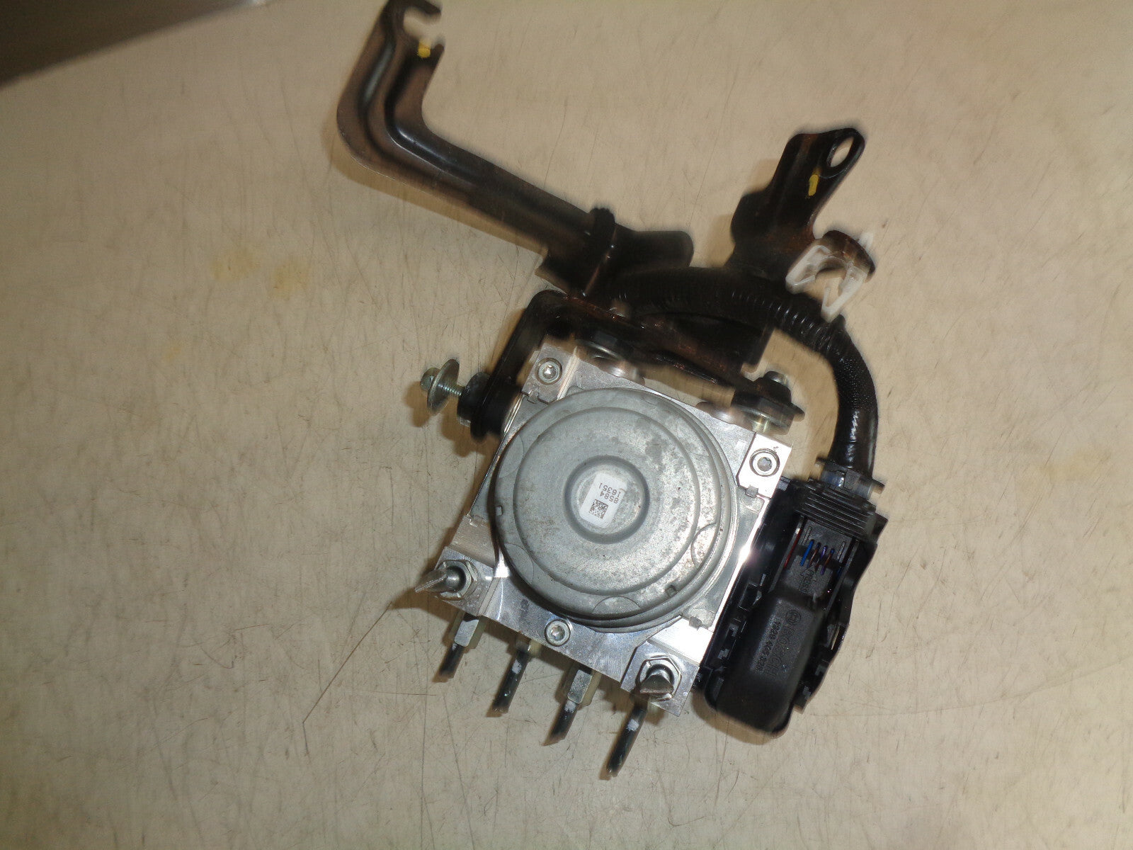 MAZDA 2 MK3 DJ 2015 1.5 PETROL ABS PUMP MODULE DA6M437A0A