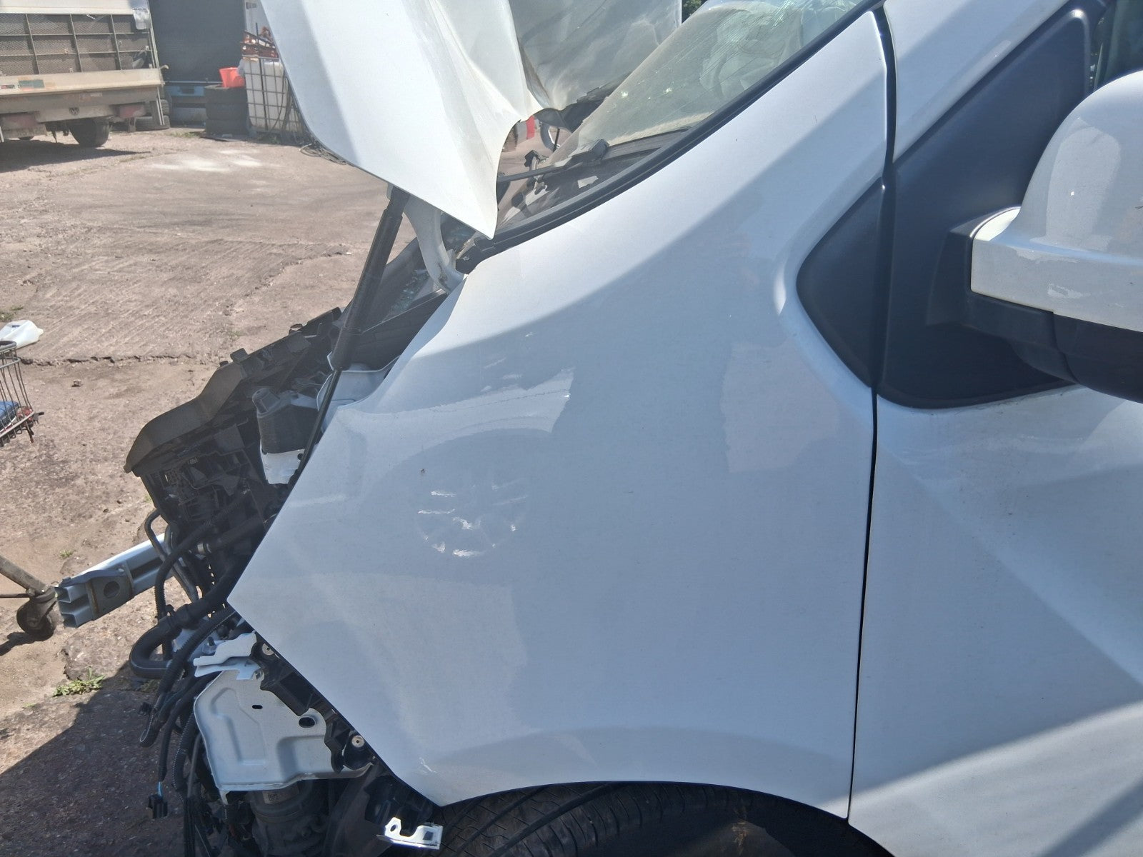 2025 RENAULT TRAFIC X82 MK3 NSF PASSENGER SIDE FRONT LEFT WING PANEL WHITE