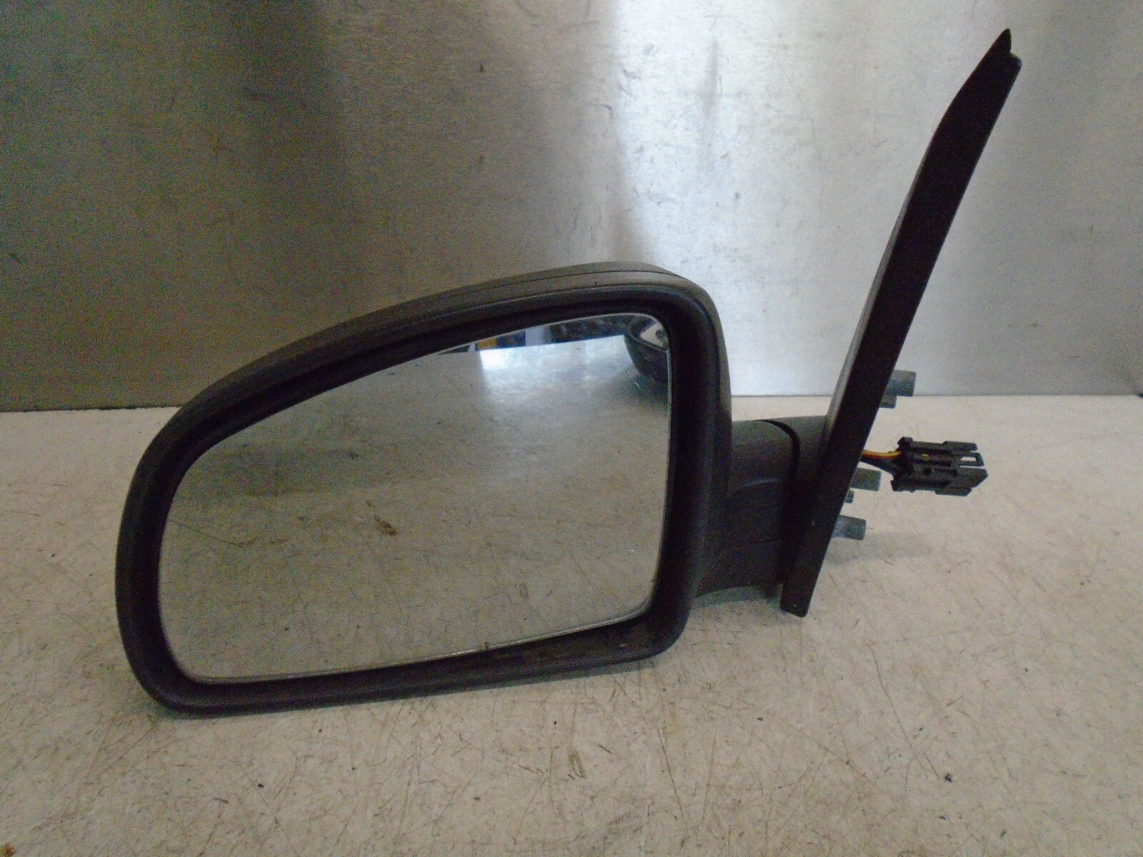 VAUXHALL MERIVA A 2005 NSF FRONT PASSENGER SIDE ELECTRIC WING MIRROR 93494524