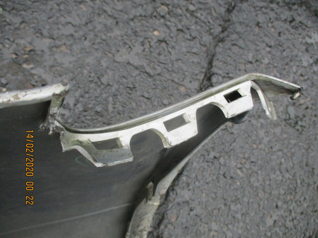 AUDI A3 8P MK2 SPORT 2004 PRE FACELIFT FRONT BUMPER SILVER