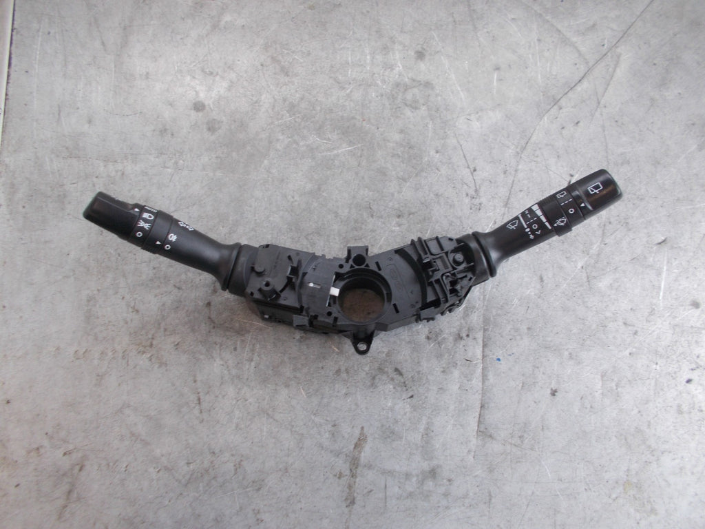 KIA RIO UB 2015 MK2 HEADLIGHT WIPER STALKS 202008910