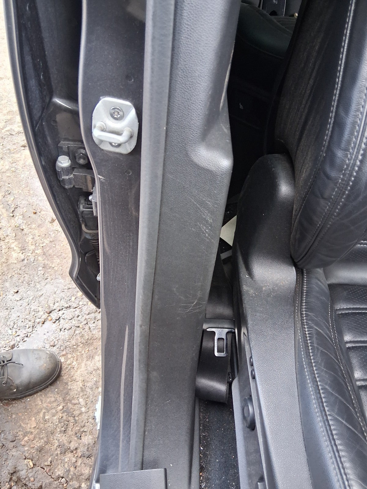 2022 ALFA ROMEO STELVIO 949 4Q OSF DRIVER SIDE FRONT RIGHT PILLAR PLASTIC TRIM