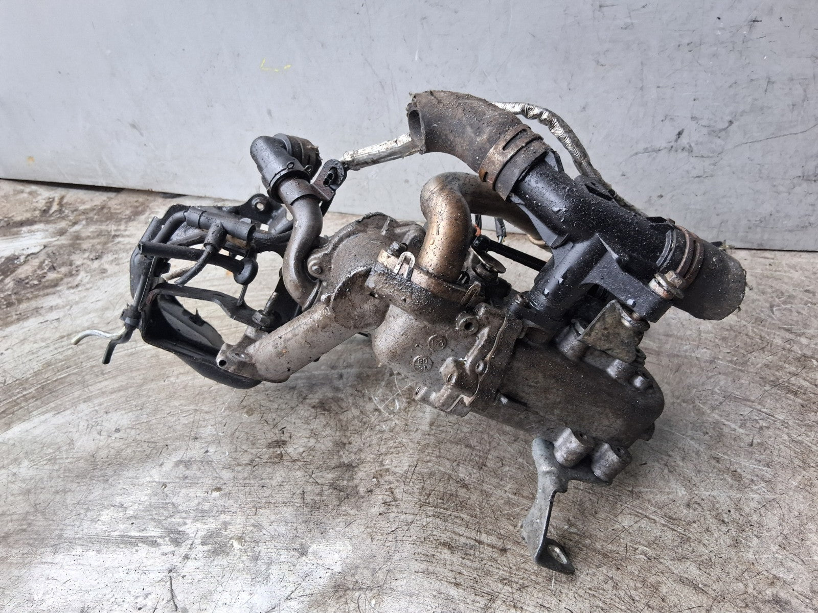 2021 FORD TRANSIT 350 MK8 2.0 DIESEL EGR VALVE WITH COOLANT PIPE 516939