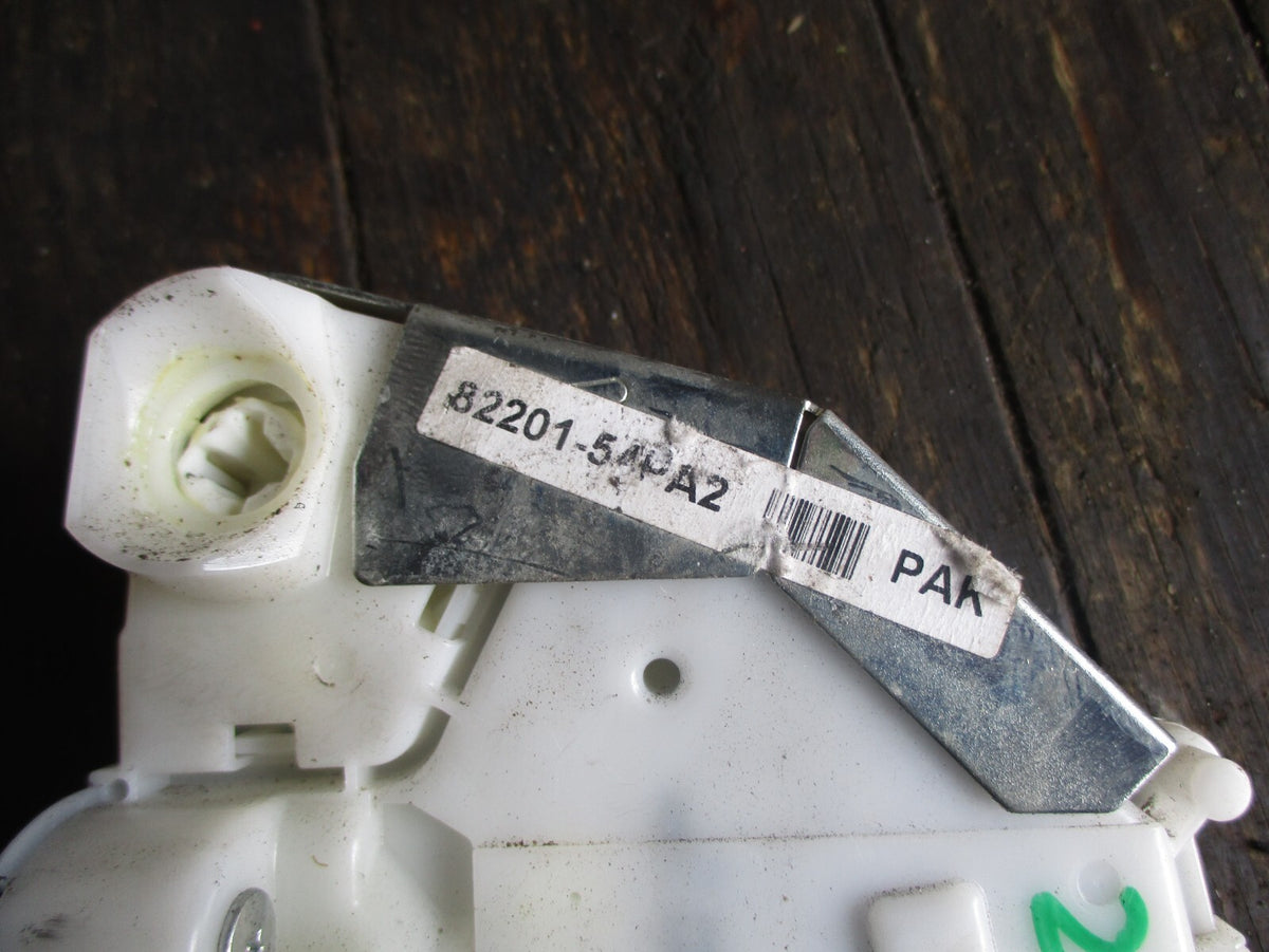 SUZUKI VITARA MK4 2018 OSF DRIVER SIDE FRONT DOOR LOCK MECHANISM 8220154PA2