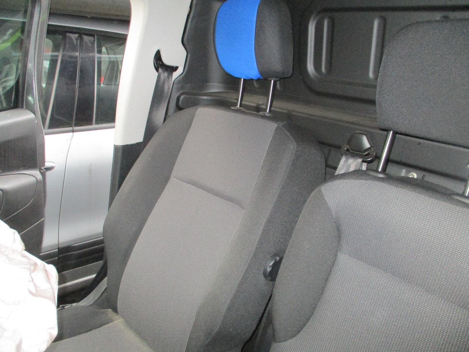 PEUGEOT PARTNER MK3 2022 OS DRIVER SIDE FRONT COMPLET SEAT FABRIC