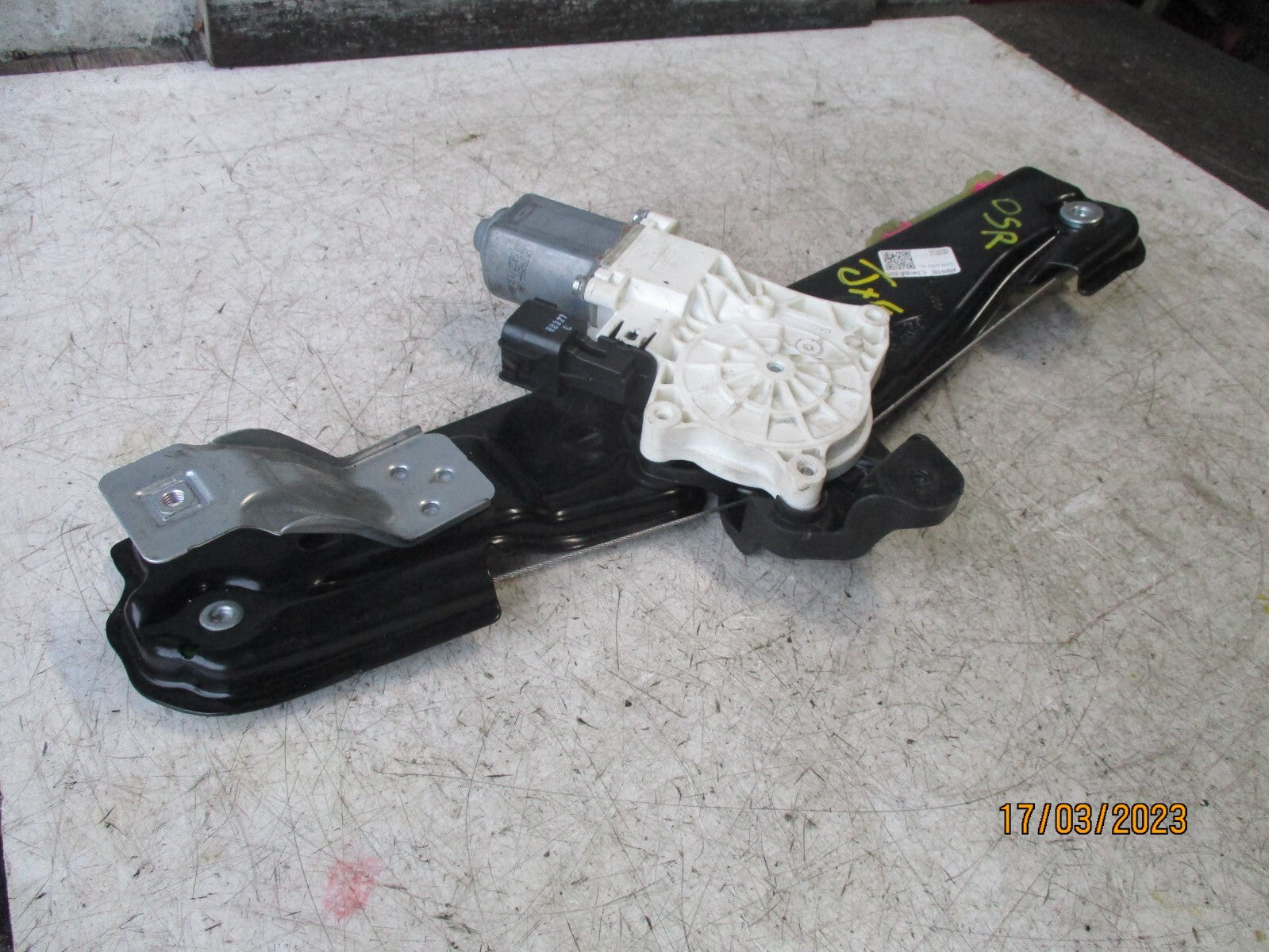 JAGUAR XE 2017 OSR DRIVER SIDE REAR WINDOW MOTOR REGULATOR GX7327000AC