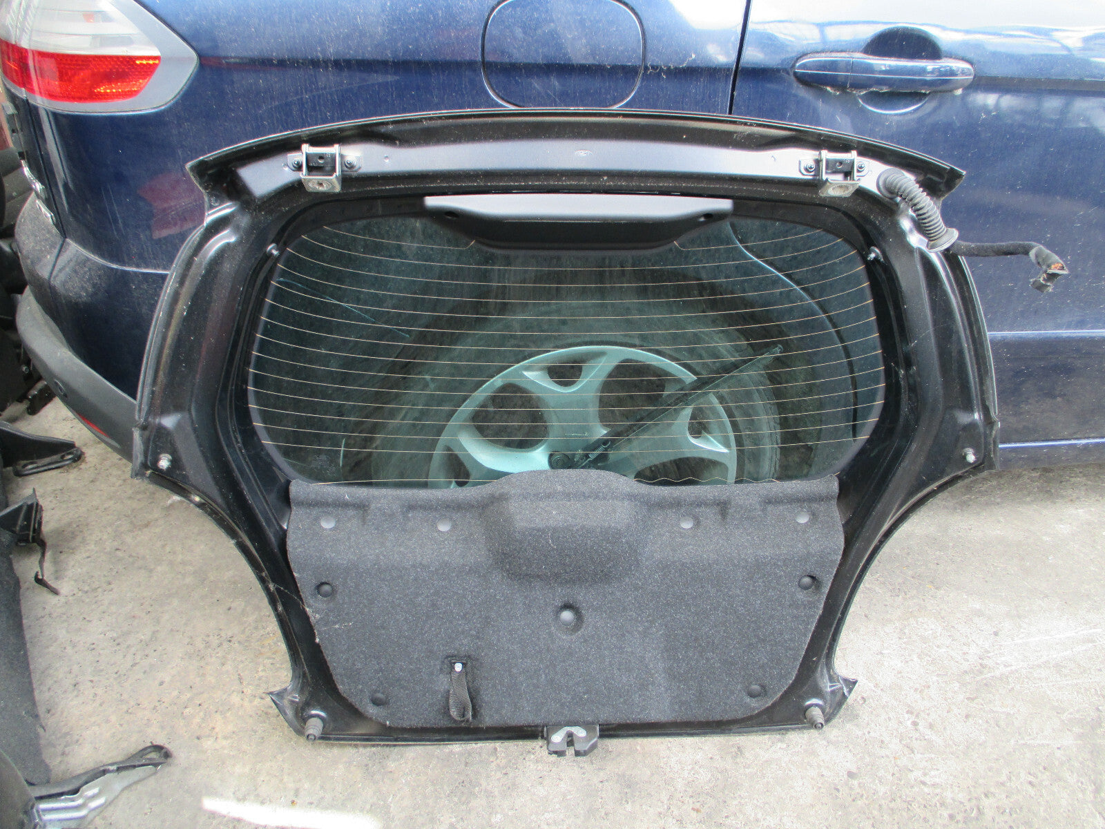FORD KA MK2 2011 REAR COMPLETE TAILGATE BOOTLID BLACK