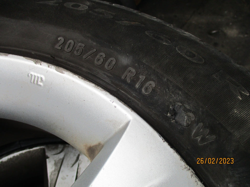HYUNDAI I40 2012 16 INCH ALLOY WHEEL WITH TYRE 205/60R16 REF 1