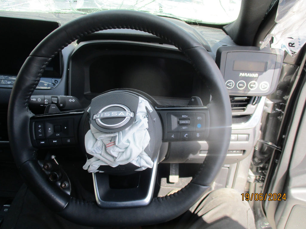 NISSAN QASHQAI J12 MK3 2023 MULTIFUNCTION LEATHER PADDLE SHIFT STEERING WHEEL