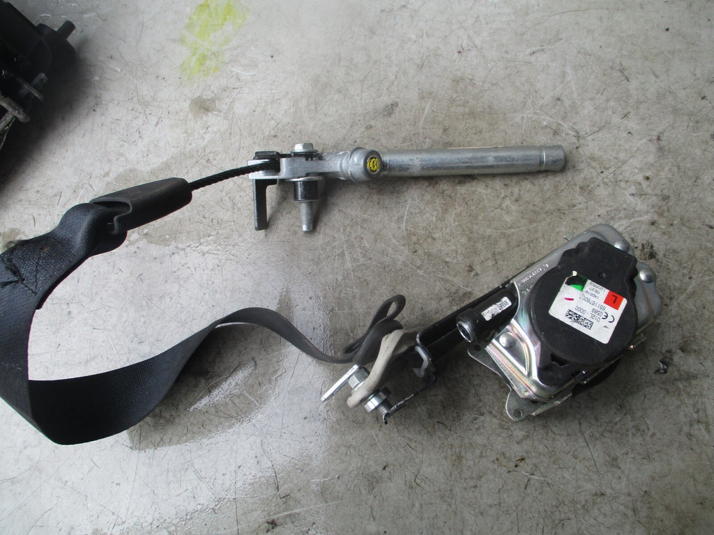 NISSAN JUKE 2020 F16 NSF PASSENGER SIDE FRONT LEFT SEAT BELT 651167600