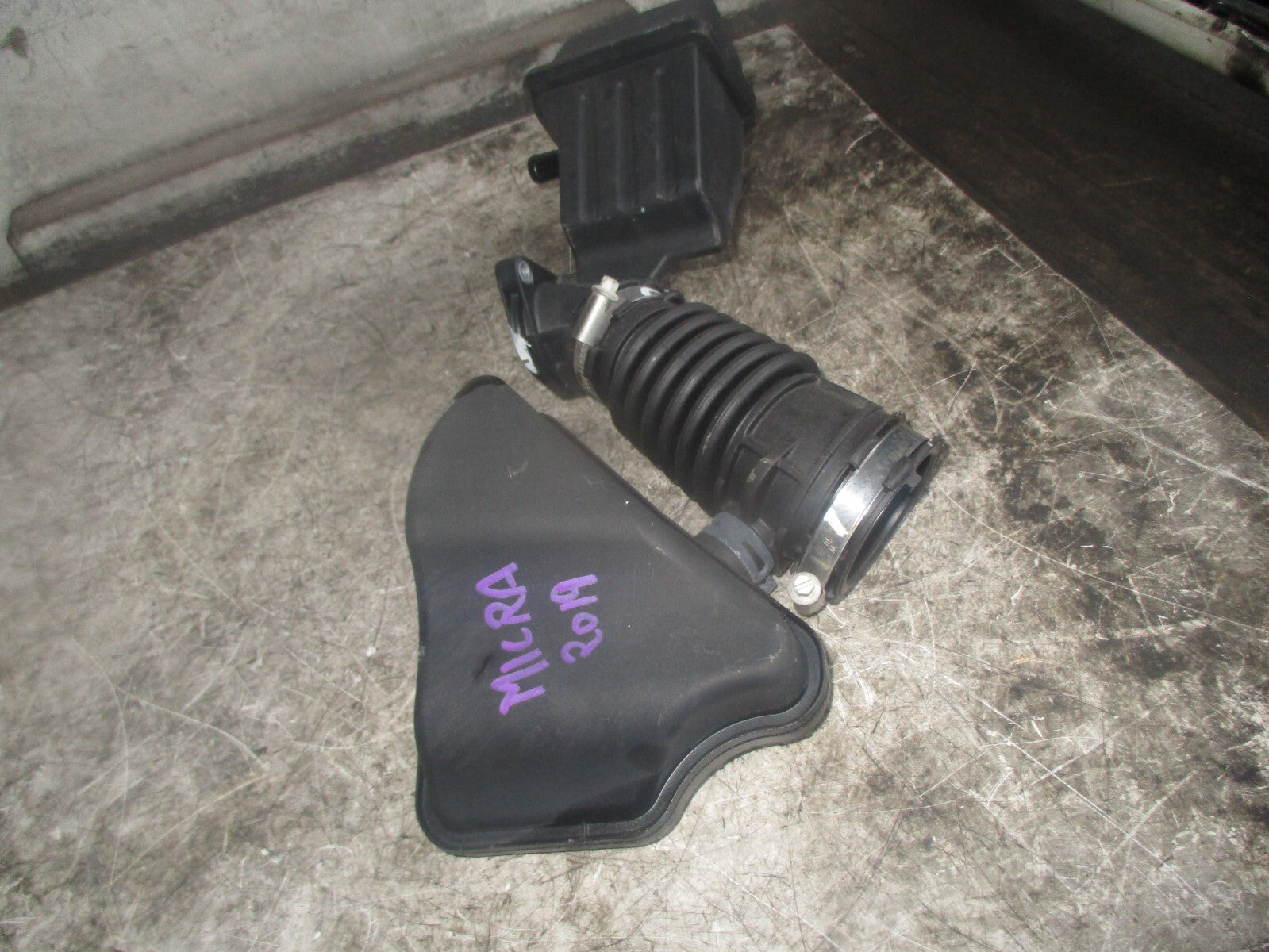 NISSAN MICRA K14 2019 PETROL 0.9 AIR FILTER BOX