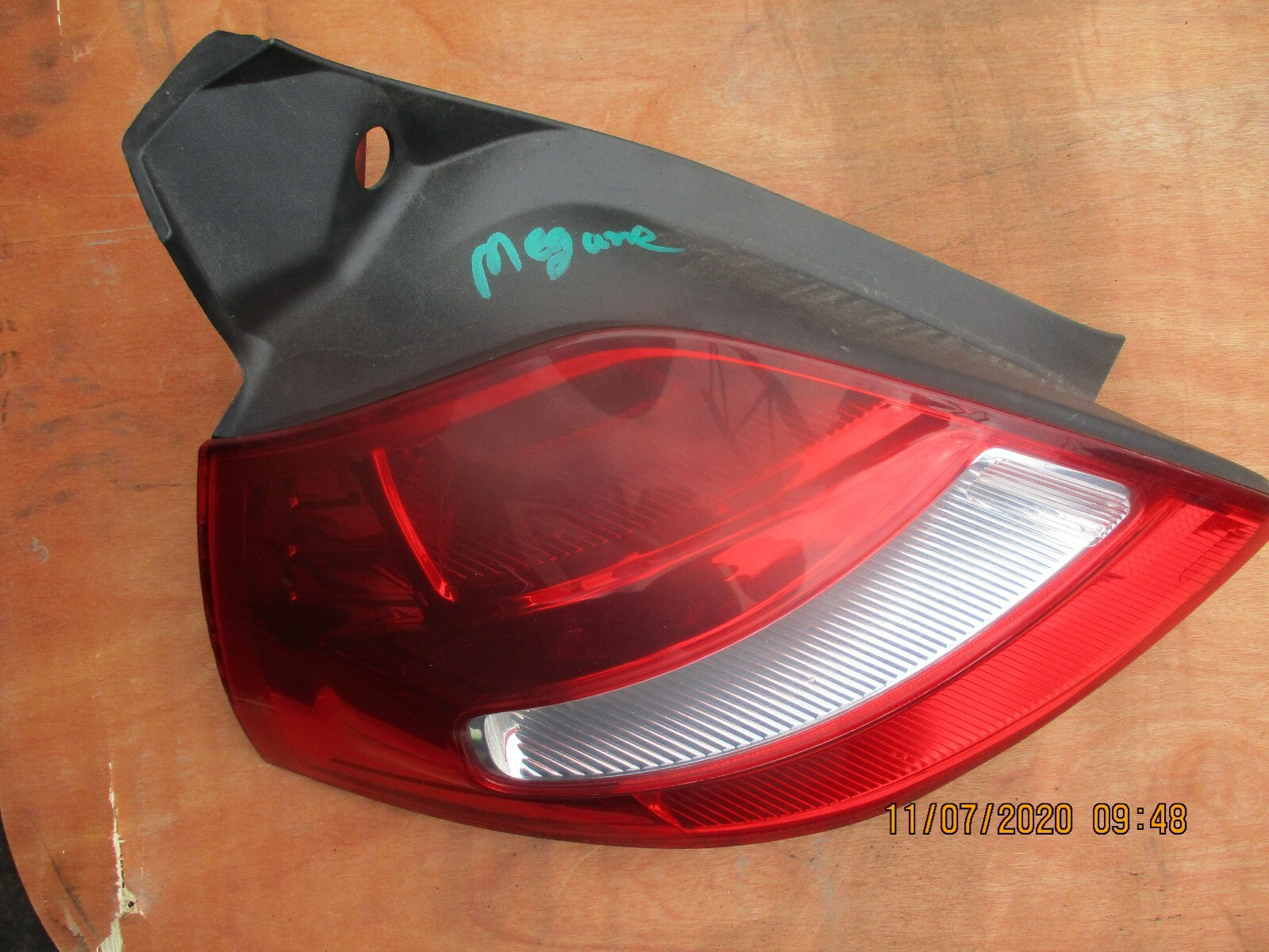 RENAULT MEGANE MK2 2006 5 DOOR PASSENGER SIDE REAR TAIL LIGHT