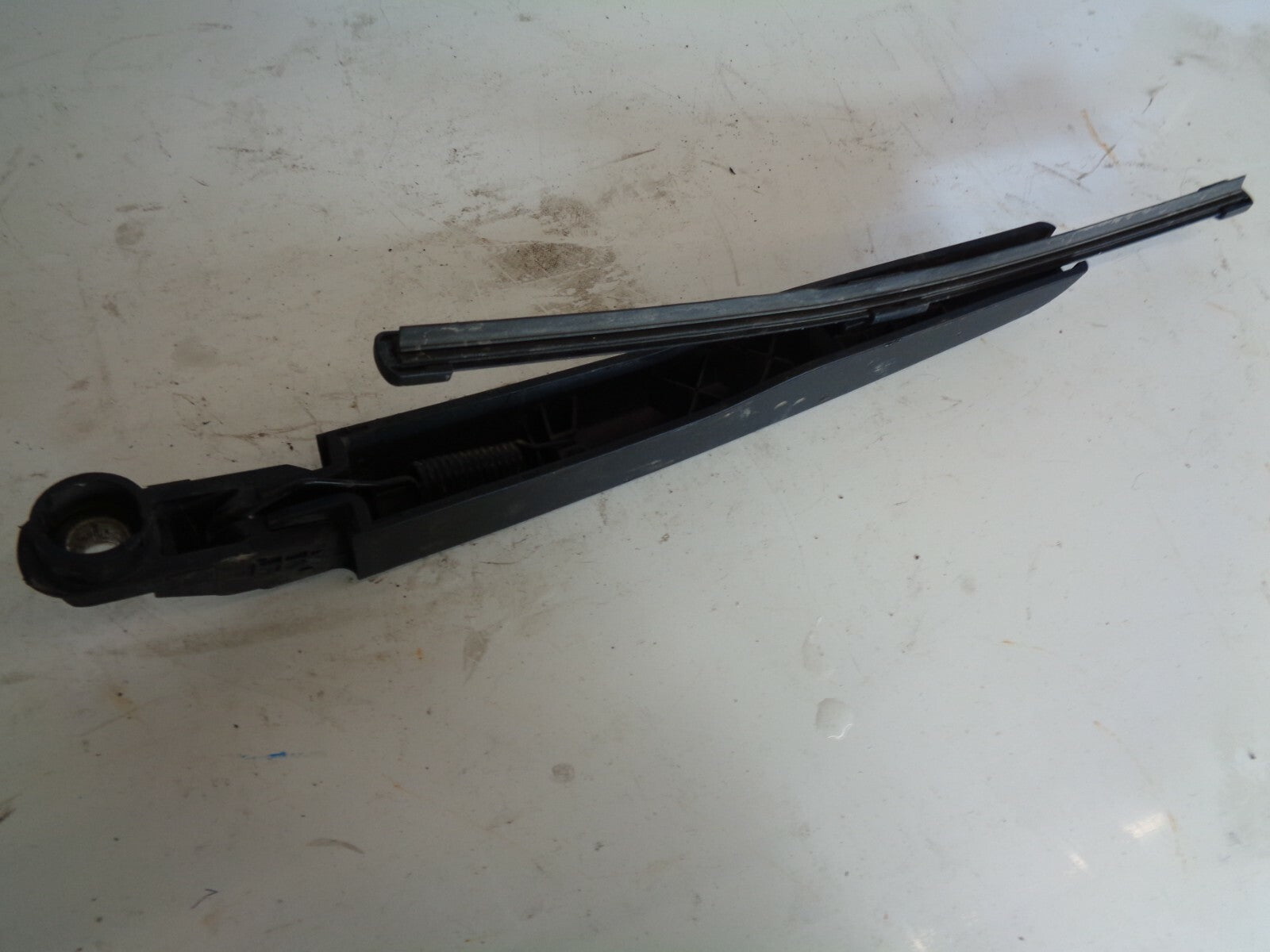 FORD ECOSPORT ST 2019 REAR SCREEN WIPER ARM