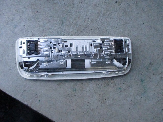 2018 MERCEDES A CLASS W176 1.6 REAR INTERIOR ROOF READING LIGHT A2048204901
