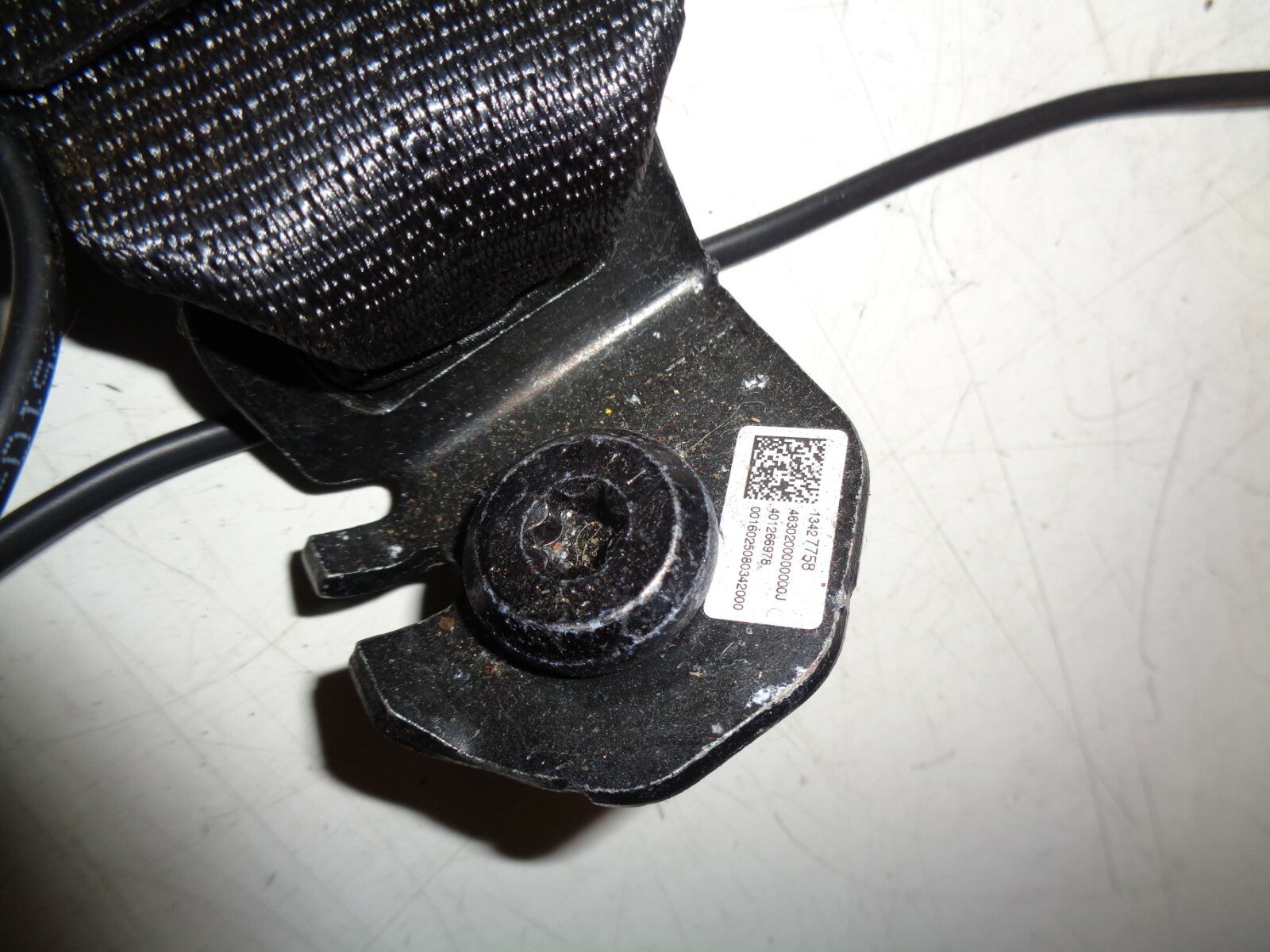 VAUXHALL CORSA E 2016 CENTRE REAR SEAT BELT BUCKLE 13427737