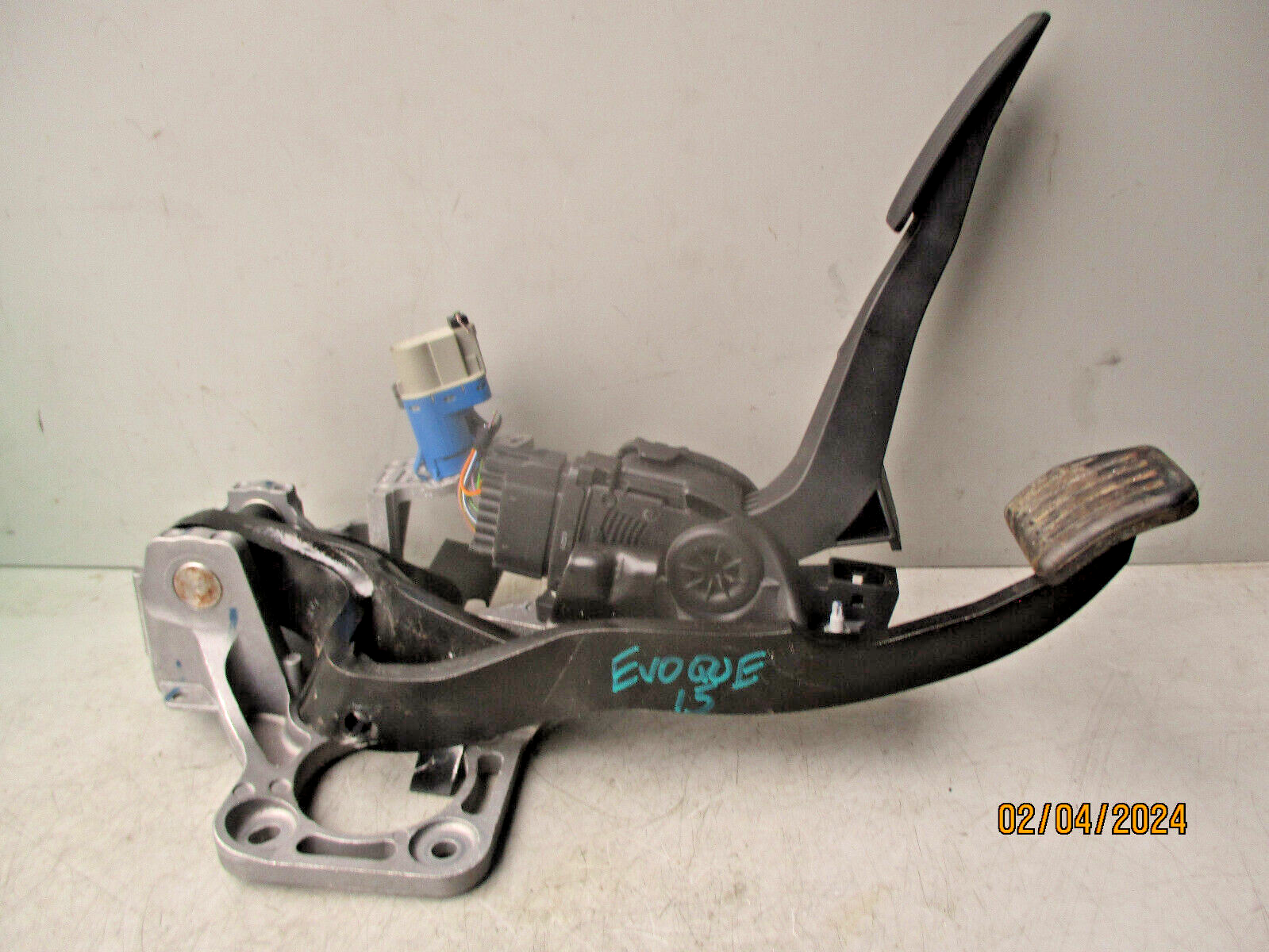 2015 RANGE ROVER EVOQUE L538 BRAKE AND ACCELERATOR PEDAL ASSEMBLY BJ329F836DB