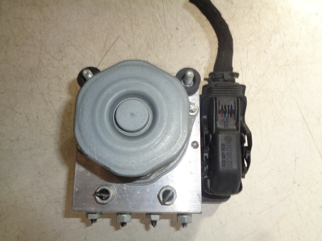 VAUXHALL CORSA E 2017 1.4 PETROL ABS PUMP MODULE 39084530