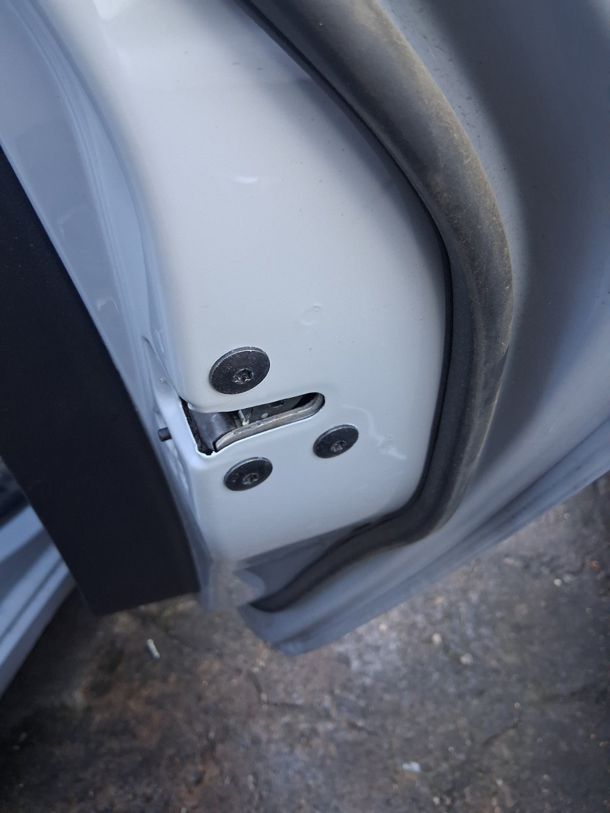 2024 RENAULT CLIO FACELIFT MK5 OSR DRIVER SIDE REAR RIGHT DOOR LOCK MECHANISM
