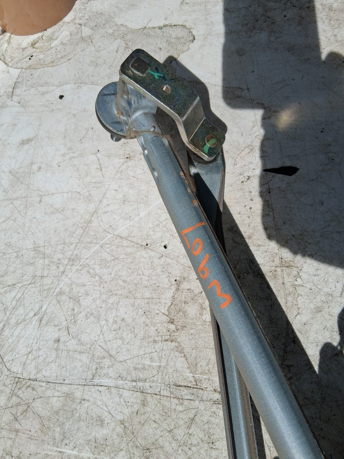 2021 MERCEDES SPRINTER W907 FRONT WIPER MOTOR & LINKAGE W000087789