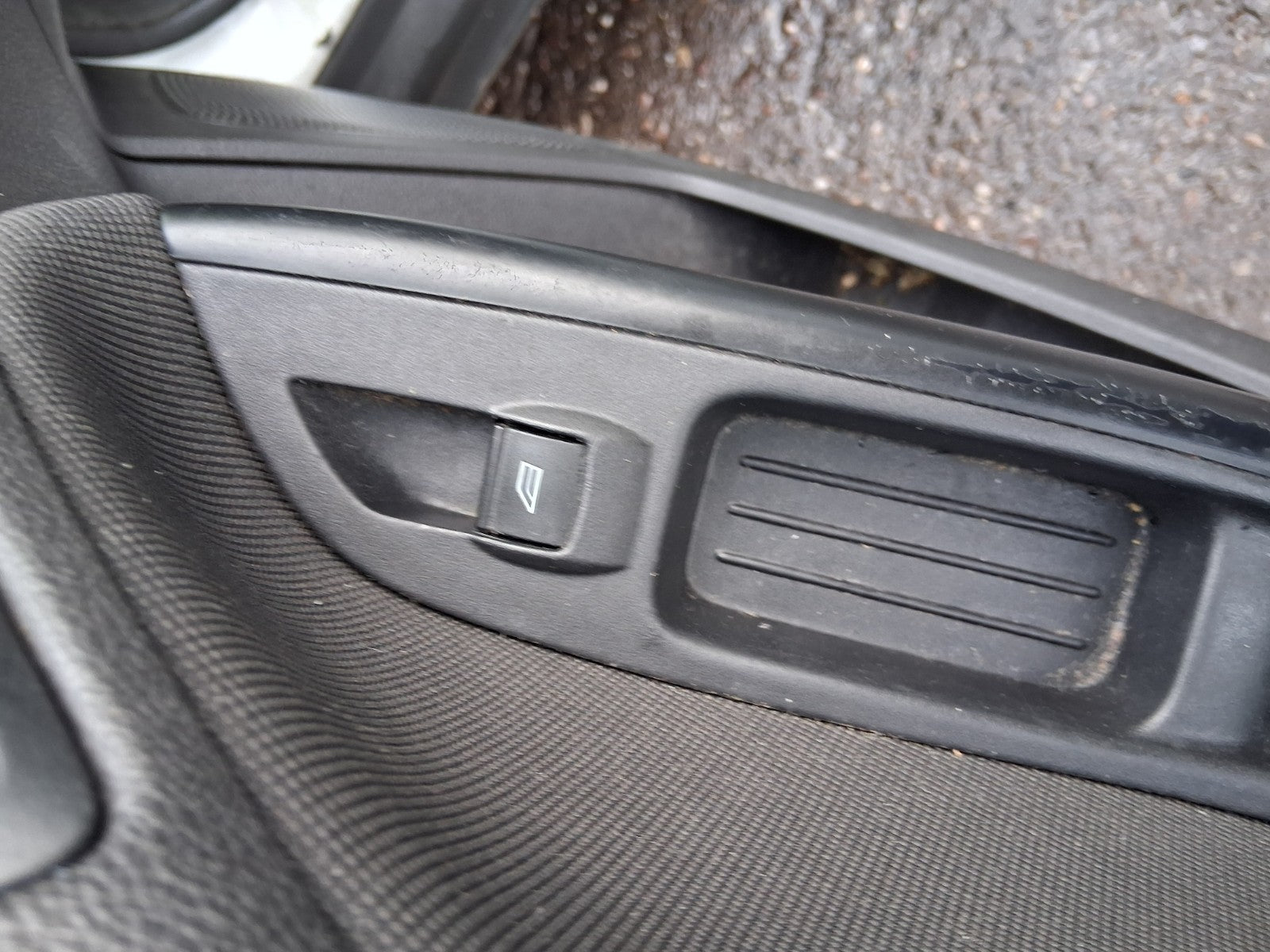 2013 FORD FOCUS MK3 HATCHBACK NSF PASSENGER SIDE FRONT WINDOW CONTROL SWITCH