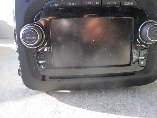2013 FIAT 500 L BLUETOOTH RADIO HEAD UNIT 07355674420
