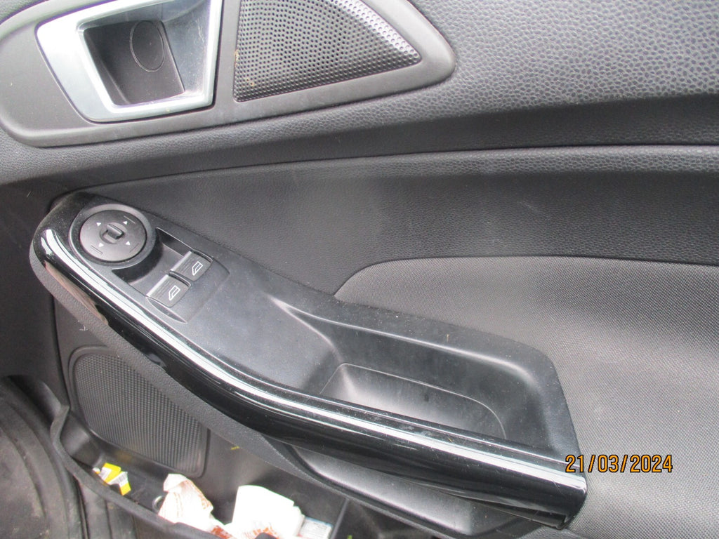 FORD FIESTA MK7 2016 OSF DRIVER SIDE FRONT ELECTRIC WINDOW SWITCH