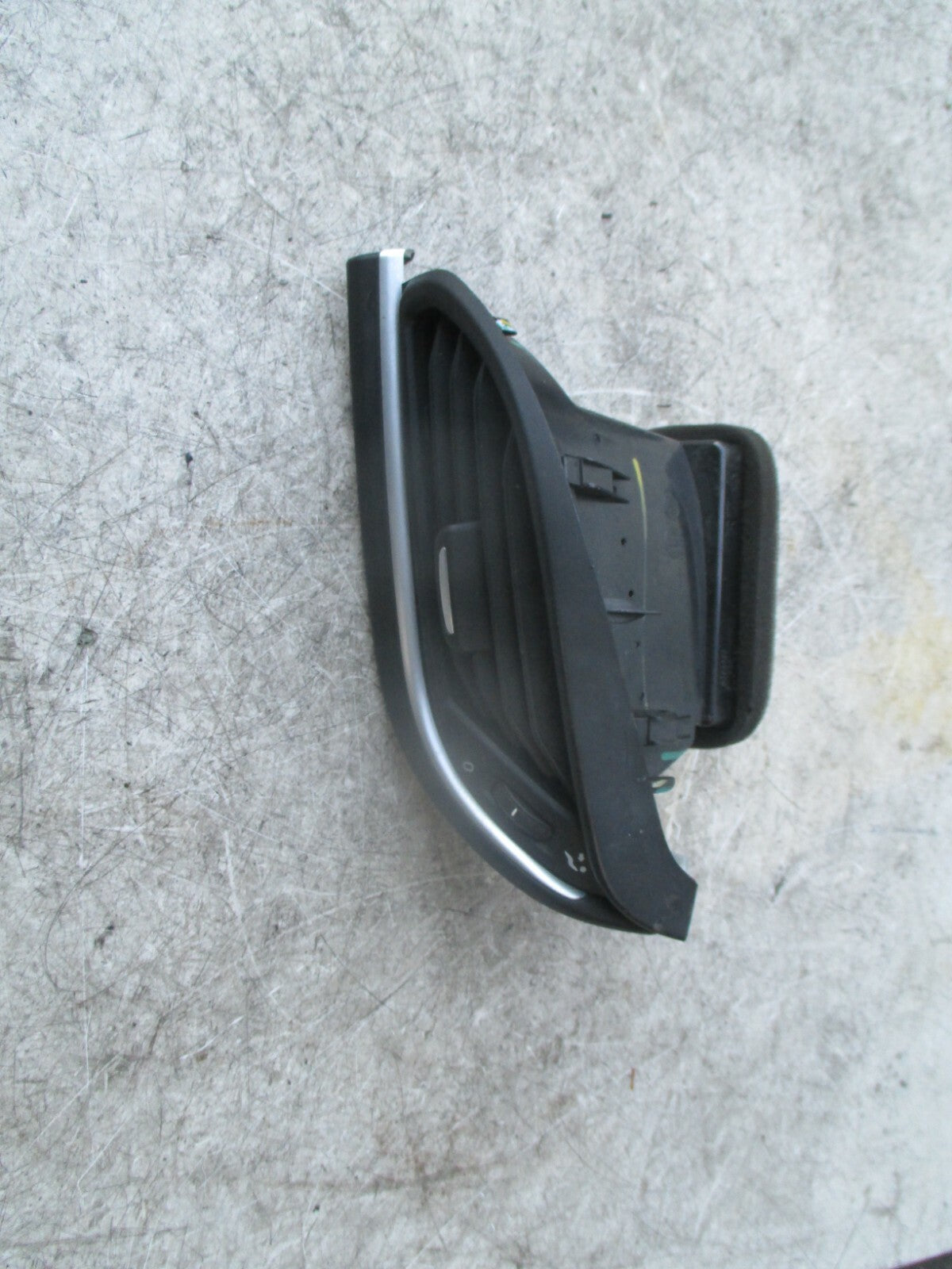 FIAT TIPO 2017 MK2 OSF FRONT DRIVER SIDE DASHBOARD AIR VENT GRILL