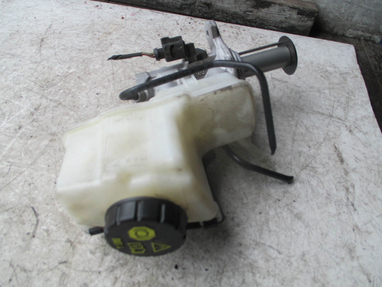 AUDI A3 2019 MK3 8V 2.0 DIESEL BRAKE MASTER CYLINDER 5Q2611301G