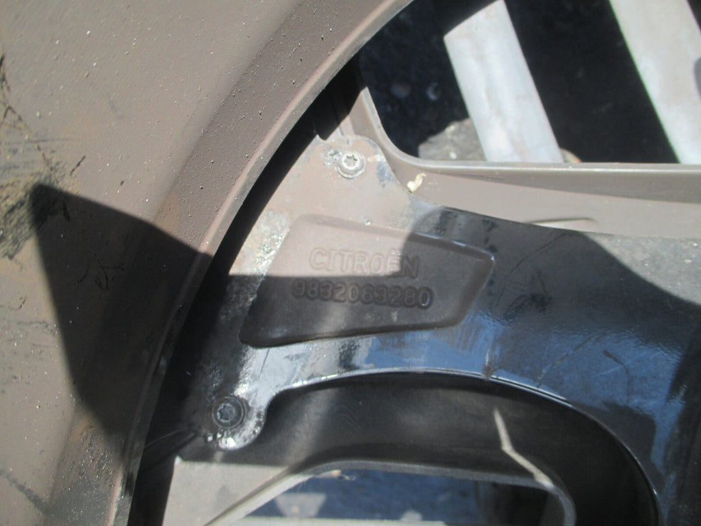CITROEN C4 MK3 2021 18 INCH ALLOY WHEEL WITH TYRE 195/60R18