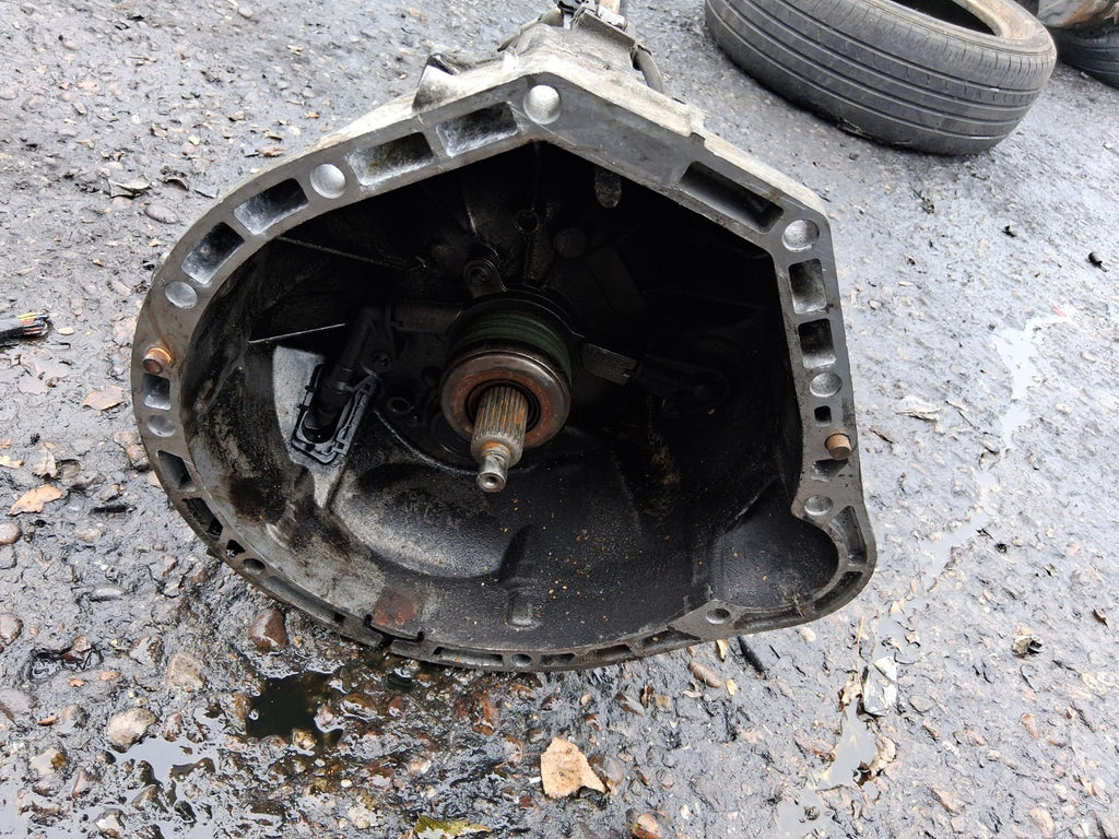 MERCEDES BENZ C CLASS W204 2009 1.8 PETROL MANUAL GEARBOX 2042600400
