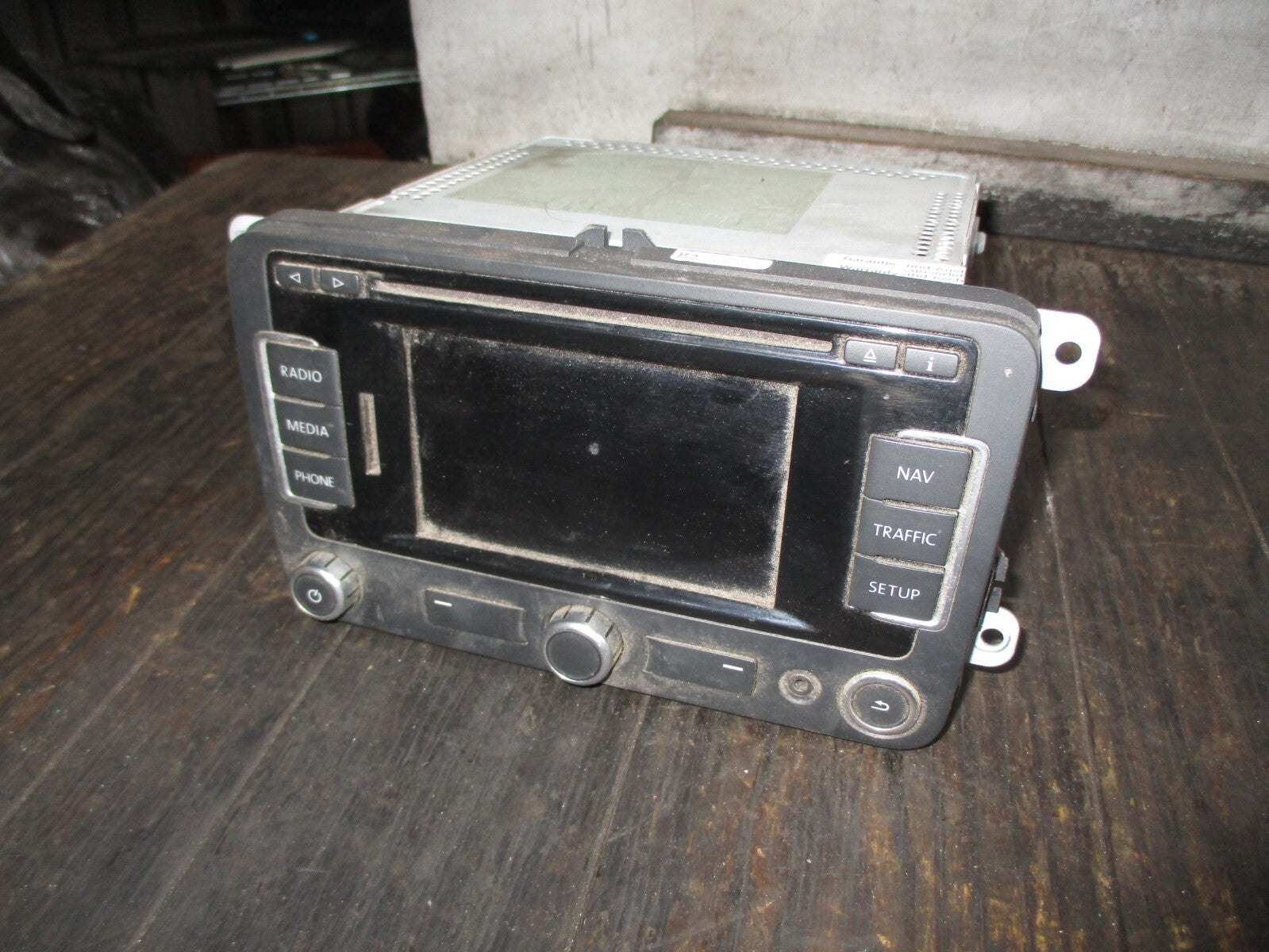 VW VOLKSWAGEN MK1 TIGUAN 2015 RADIO CD PLAYER STEREO HEAD UNIT 2K0035279C