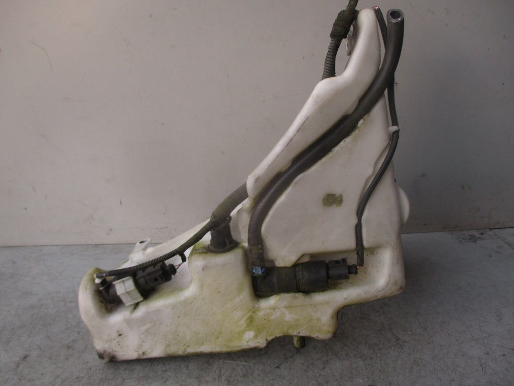 2011 AUDI A5 8T WINDSCREEN WASHER BOTTLE TANK & PUMP 8T0955453C