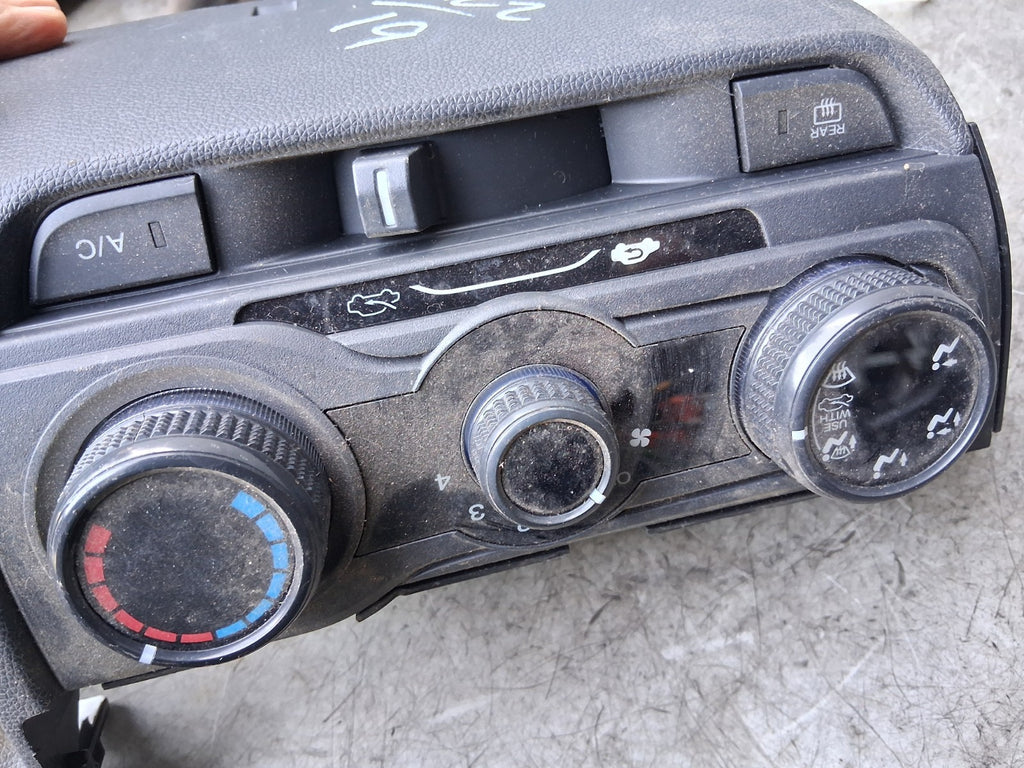 HONDA JAZZ 2019 MK4 HEATER AC CLIMATE CONTROL SWITCH PANEL
