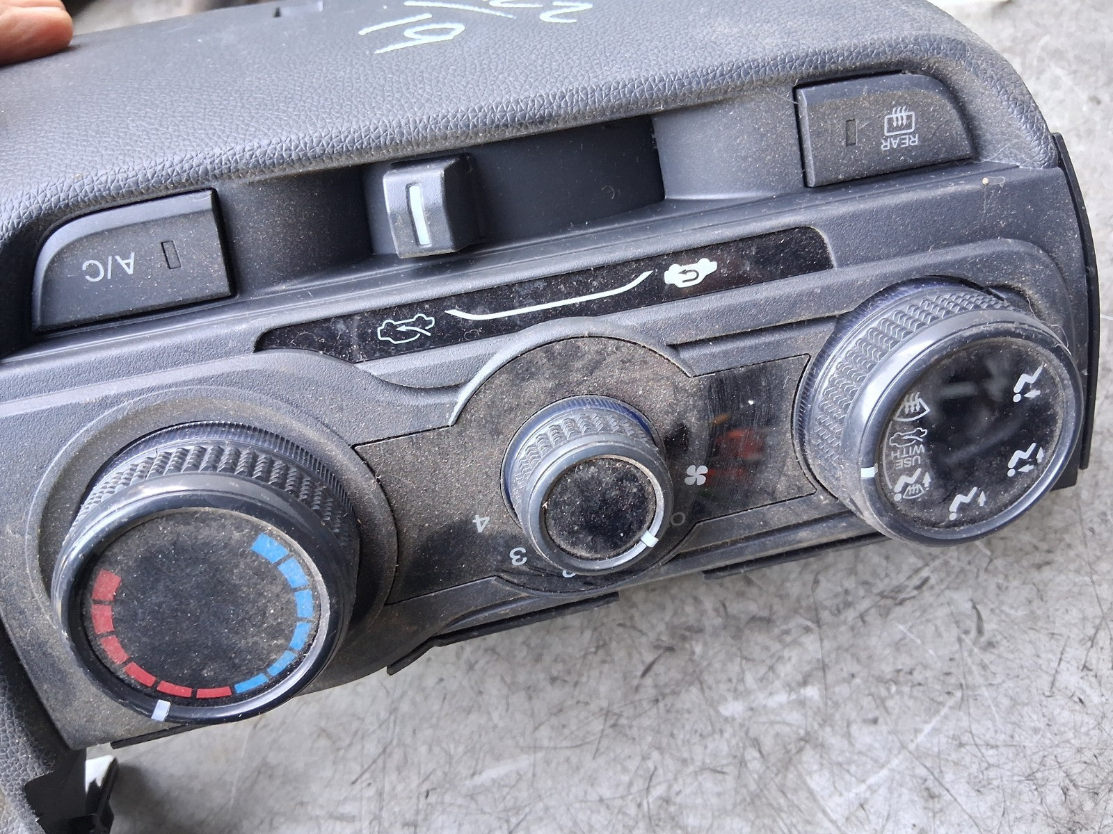 HONDA JAZZ 2019 MK4 HEATER AC CLIMATE CONTROL SWITCH PANEL