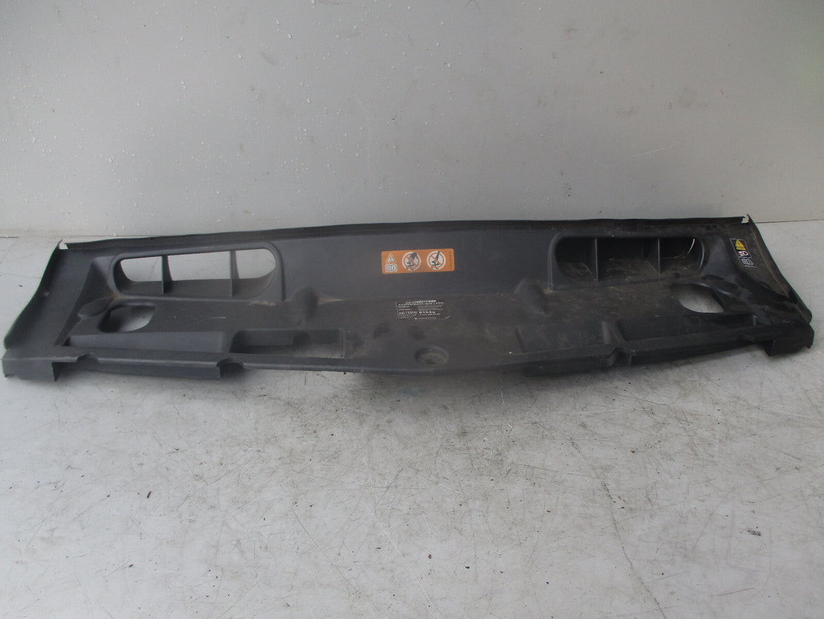 MERCEDES BENZ E CLASS 2014 COLD AIR INTAKE TRIM A2045001455