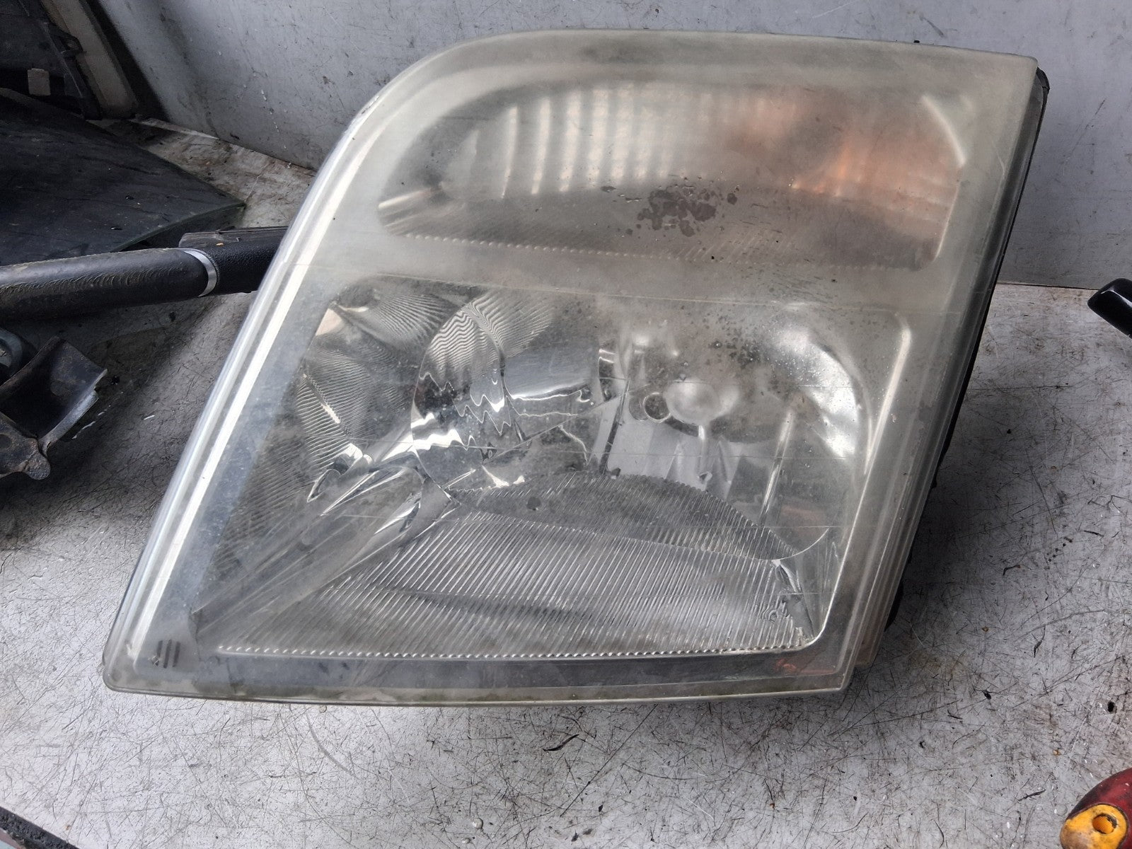 2011 FORD TRANSIT CONNECT MK1 NSF PASSENGER SIDE FRONT HEADLIGHT 2T1413005BG
