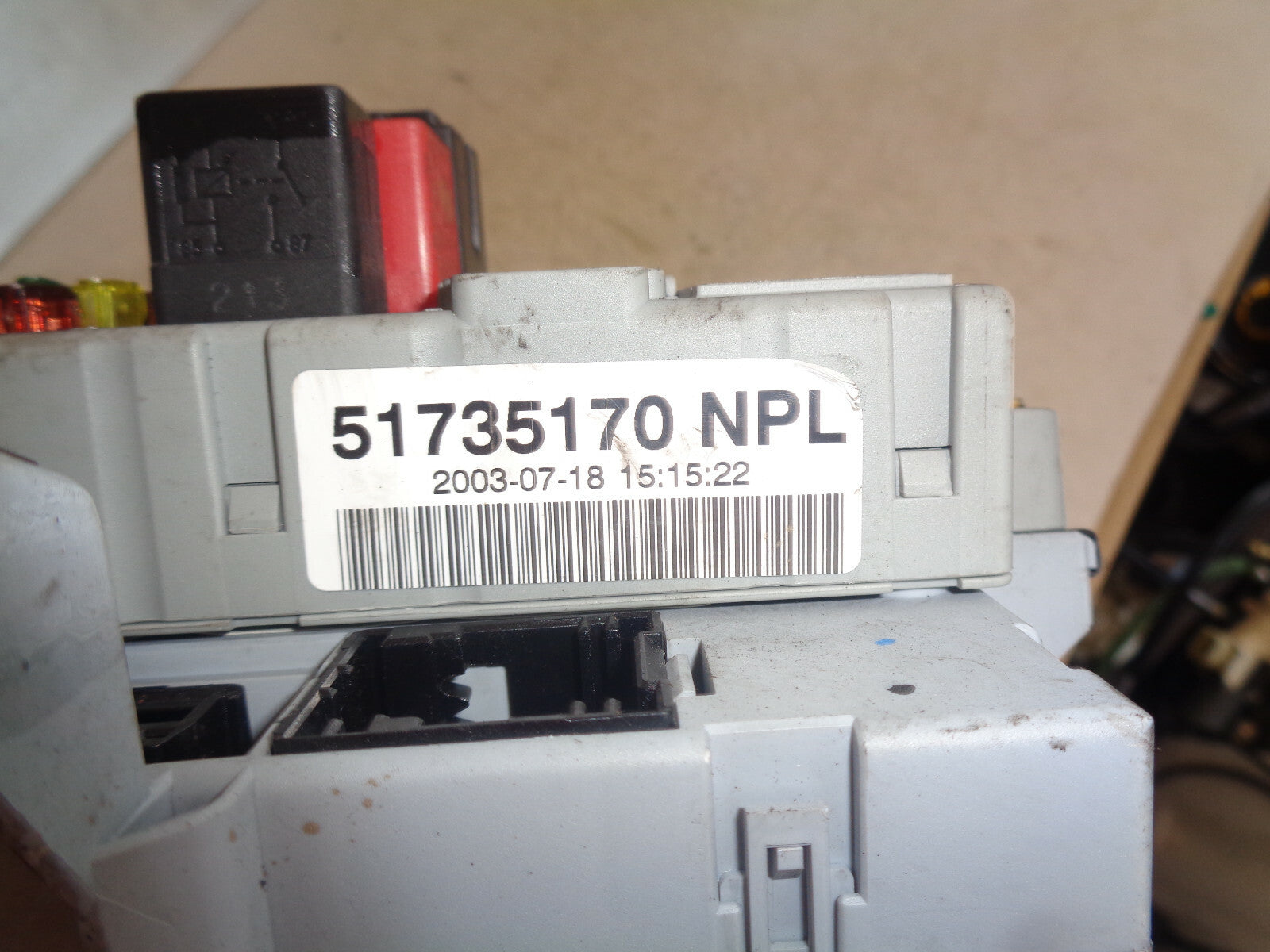 FIAT PUNTO MK2 2003 1.2 PETROL DELPHI FUSE BOX 51735170