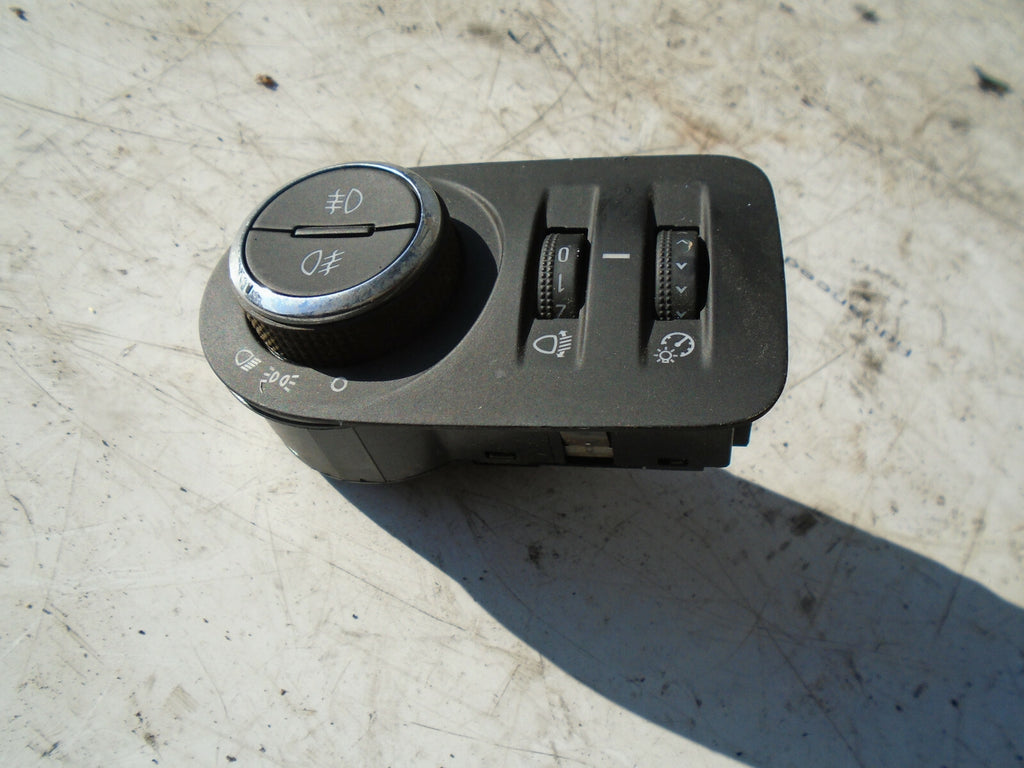 VAUXHALL CORSA D 2013 FACELIFT HEADLIGHT CONTROL SWITCH 13310335