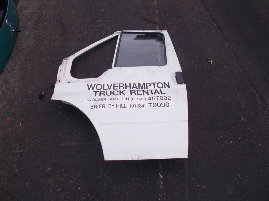 FORD TRANSIT 2003 NSF PASSENGER SIDE FRONT DOOR WHITE