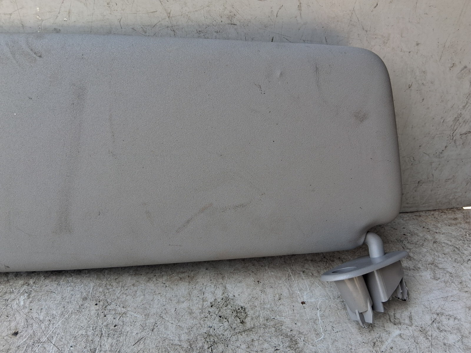2023 RENAULT MASTER MK3 OSF DRIVER SIDE FRONT RIGHT SUNVISOR