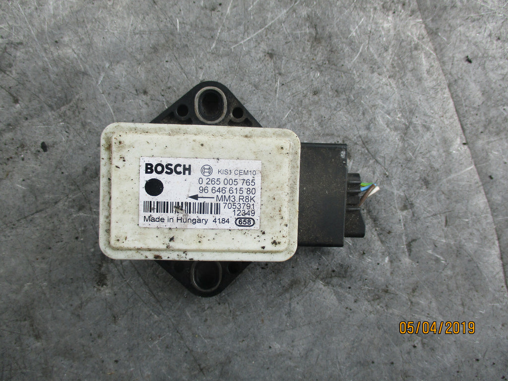 PSA  ESP YAW RATE SENSOR 9664661580 BOSCH