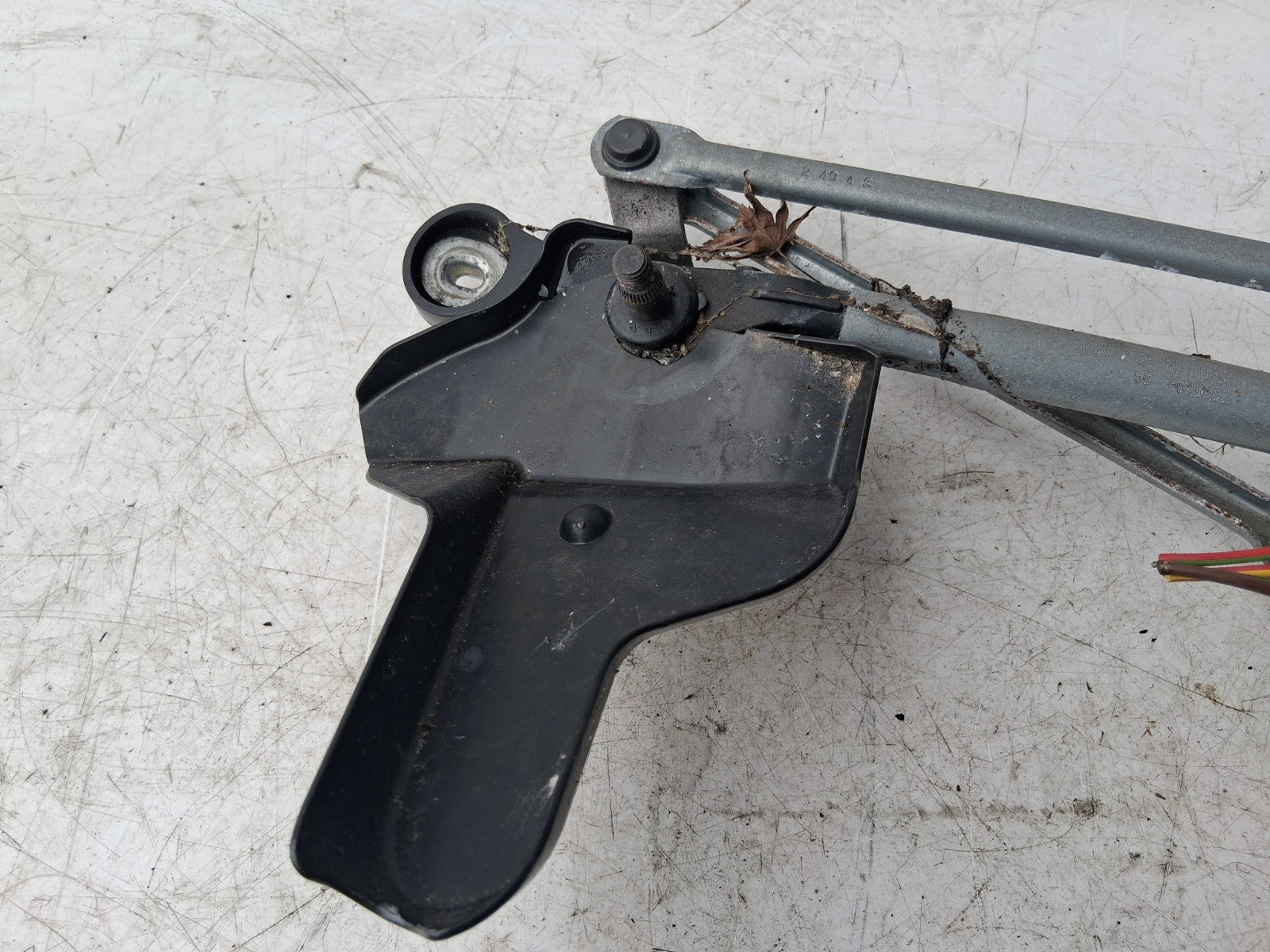 2014 BMW 3 SERIES F31 F30 FRONT WIPER MOTOR LINKAGES 7267504