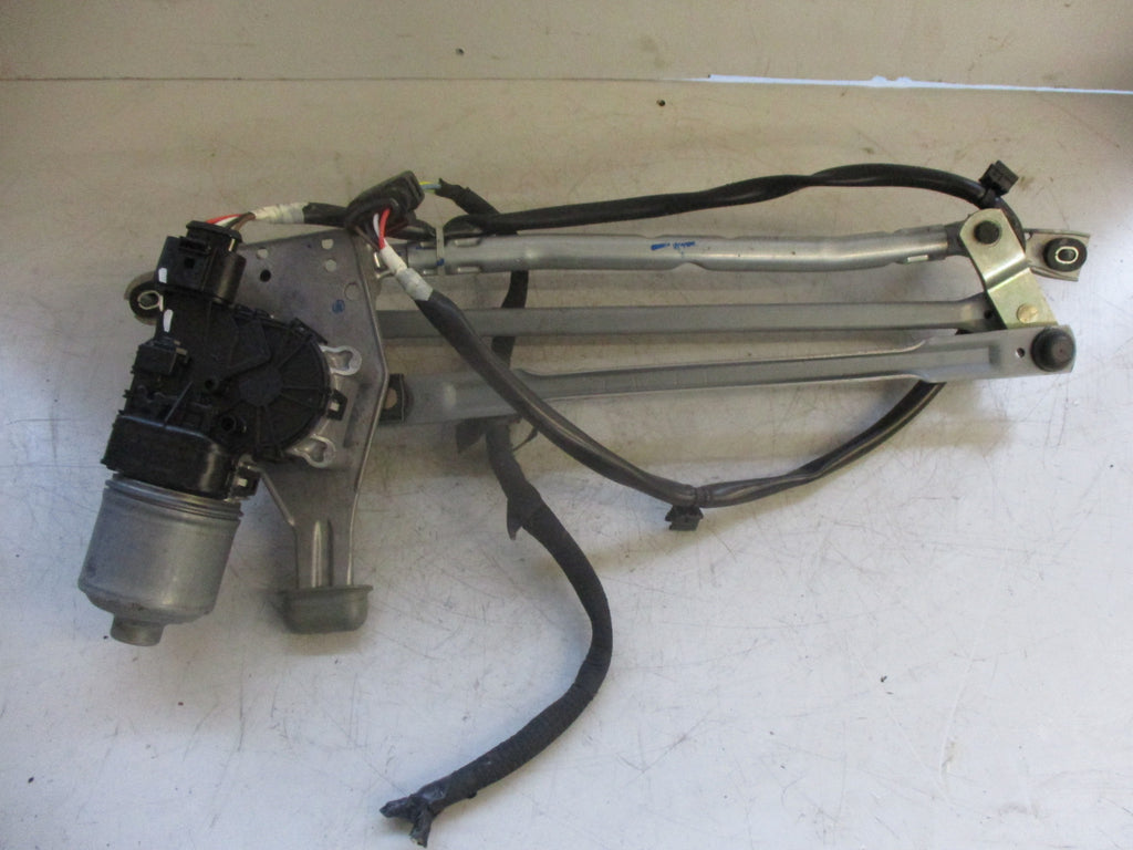 PEUGEOT 208 2016 FRONT WIPER MOTOR AND LINKAGE 0390241578 3397021392
