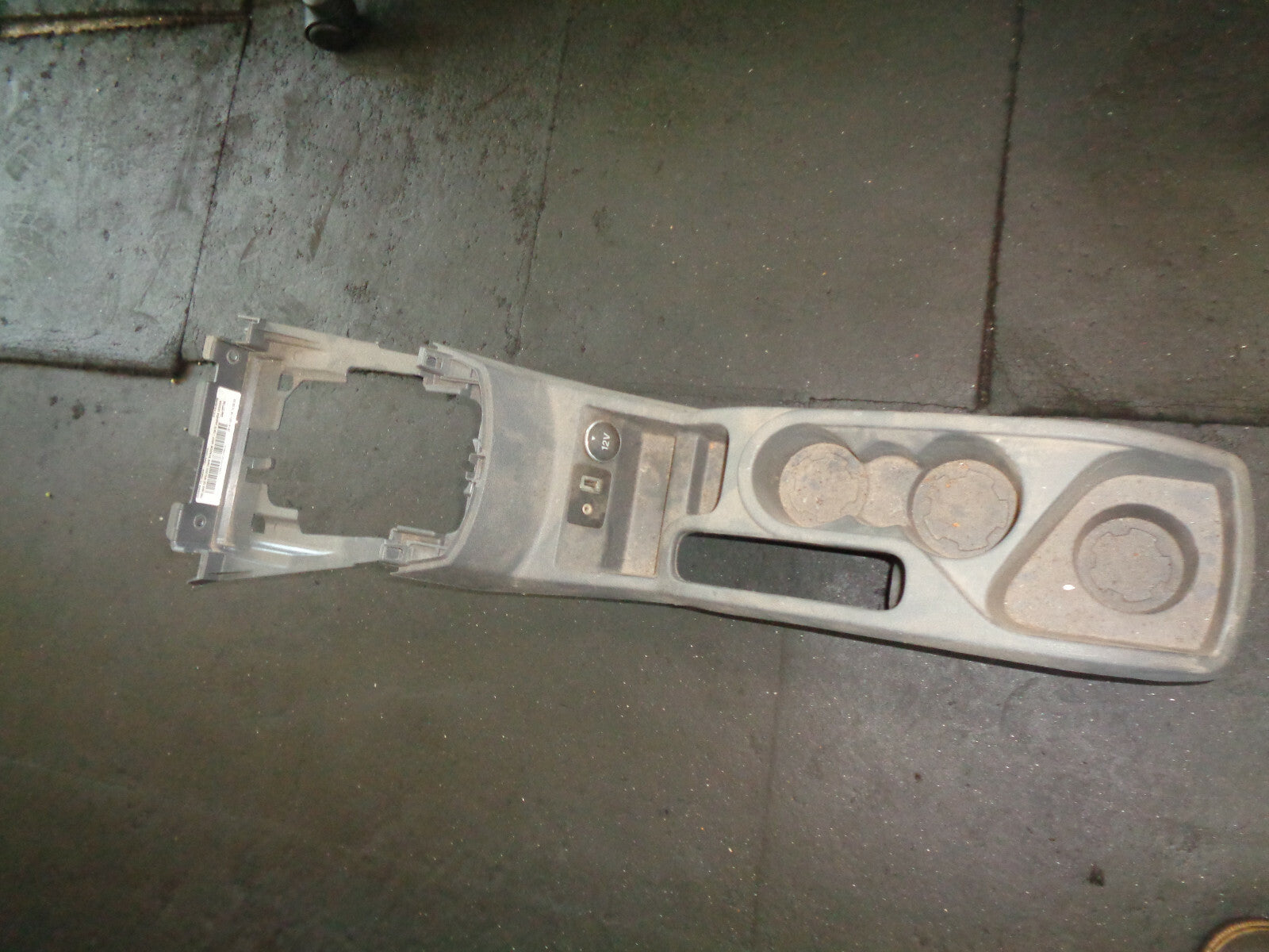 FORD ECOSPORT MK2 2018 COMPLETE CENTER CONSOLE PLASTIC CN15A045B54