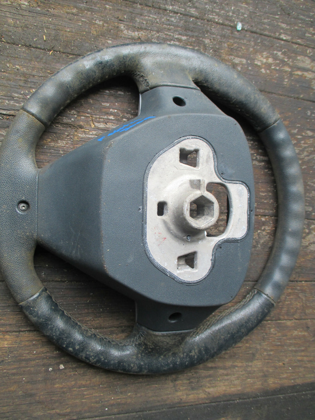 FORD FIESTA 2009 MK7 3 SPOKE MULTIFUNCTION STEERING WHEEL 8A613600EG