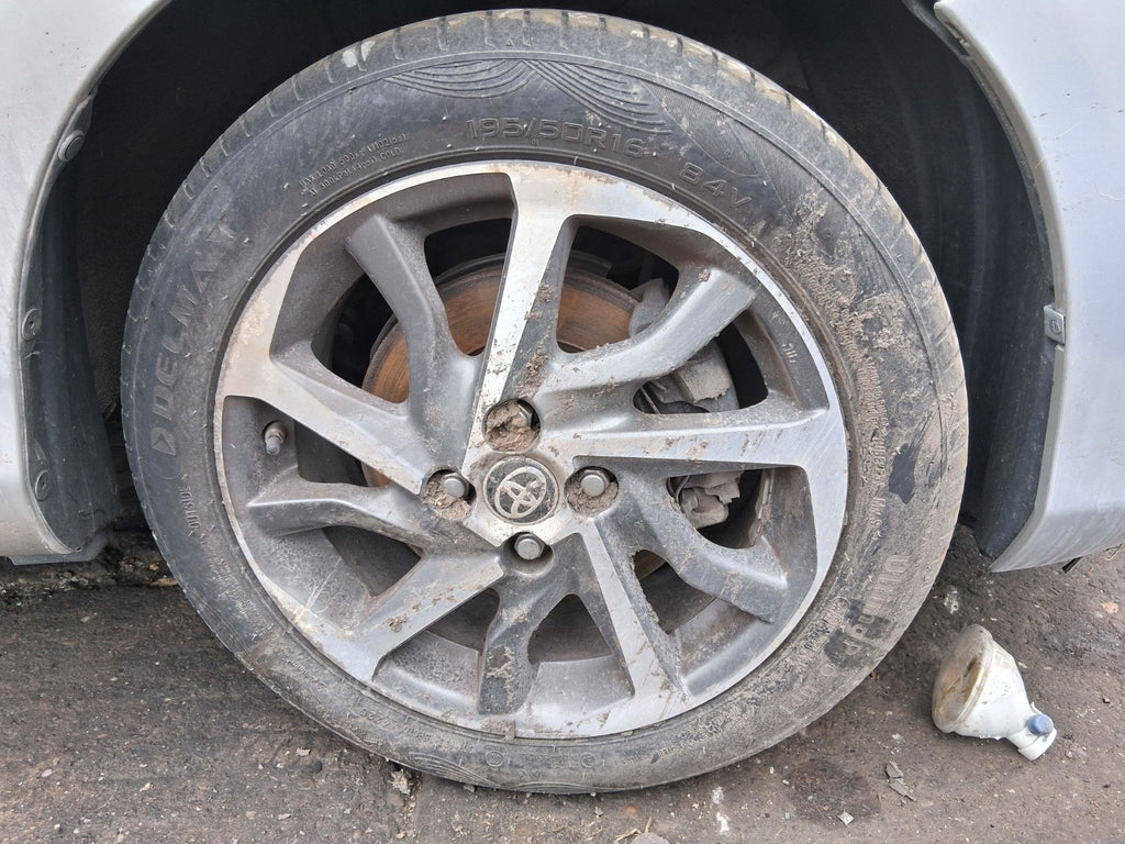 TOYOTA YARIS MK3 2019 16 INCH ALLOY WHEEL WITH TYRE 195/60R16 REF 1