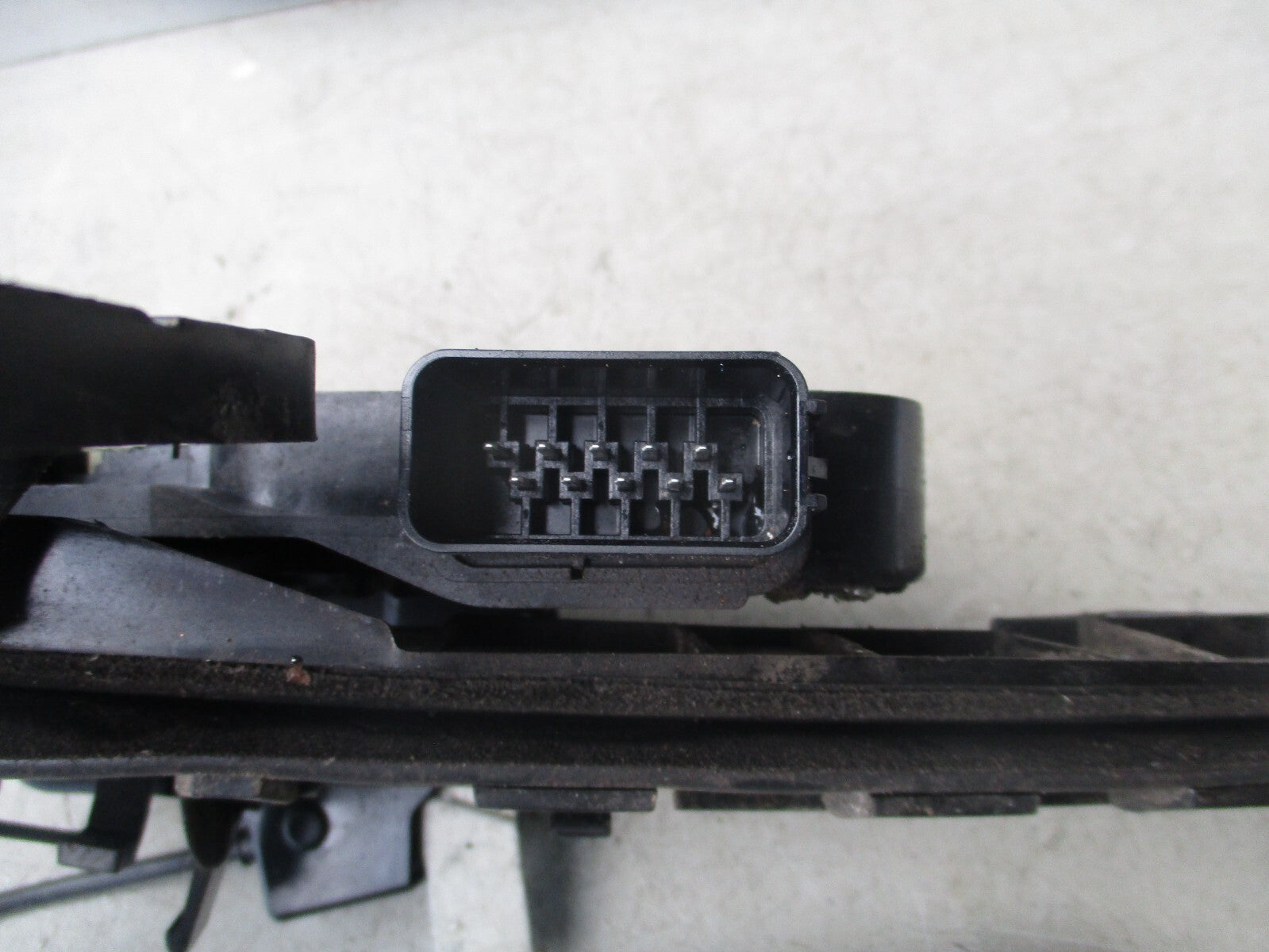 2007 FORD FOCUS MK2 OSR DRIVER SIDE REAR DOOR LOCK MECHANISM 4M5AR26412EC