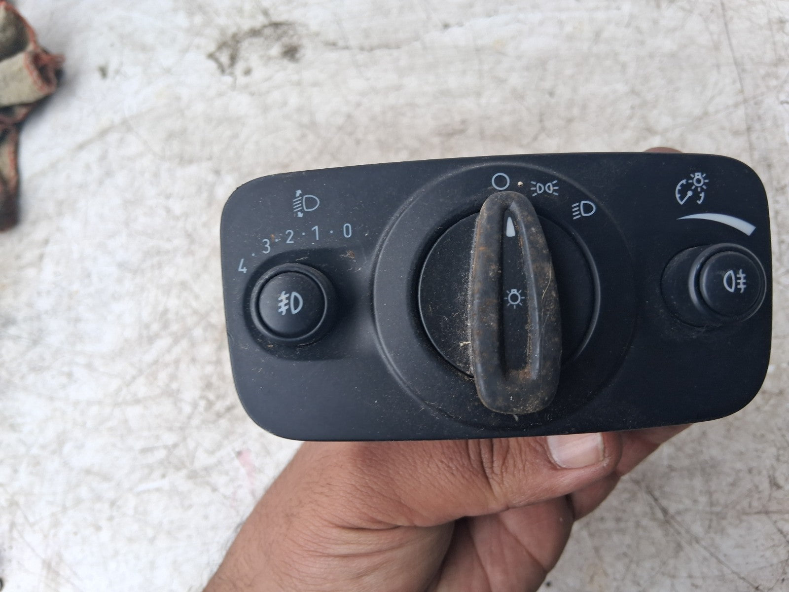 2016 FORD C MAX MK2 HEADLIGHT CONTROL SWITCH AV6T13A024AC